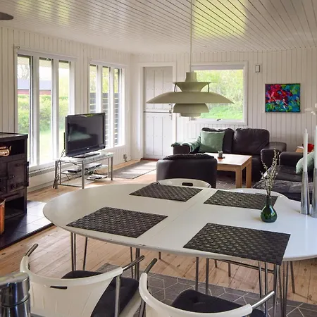 펜션 2 Bedroom Beautiful In