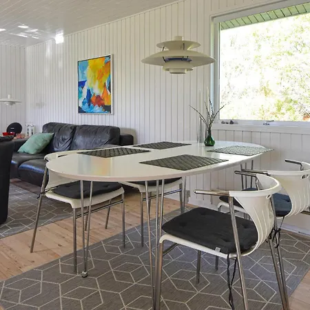 펜션 2 Bedroom Beautiful In *